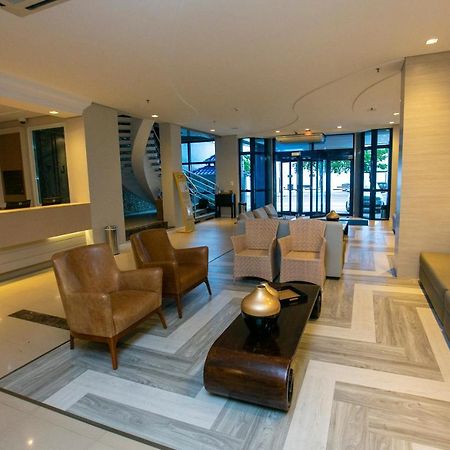 Hotel Bhally Balneario Camboriu Exterior photo