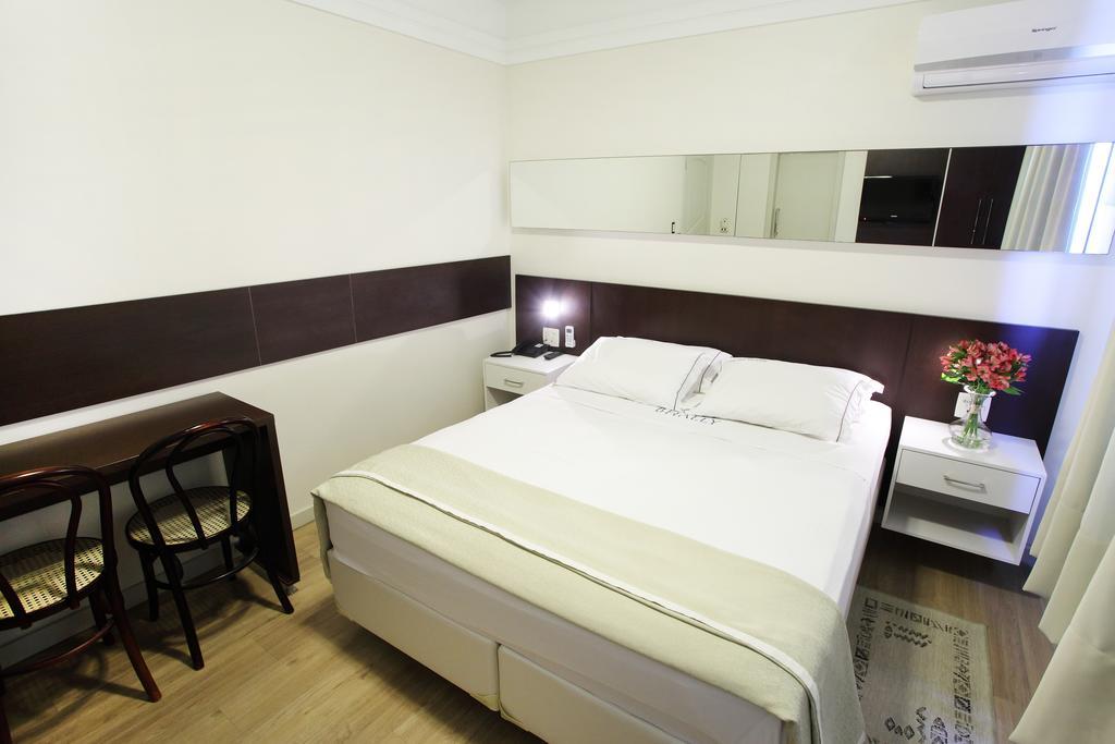 Hotel Bhally Balneario Camboriu Room photo