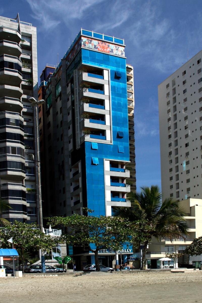 Hotel Bhally Balneario Camboriu Exterior photo